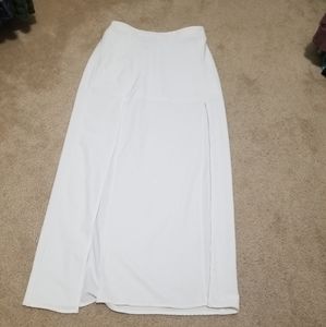 White maxi skirt
